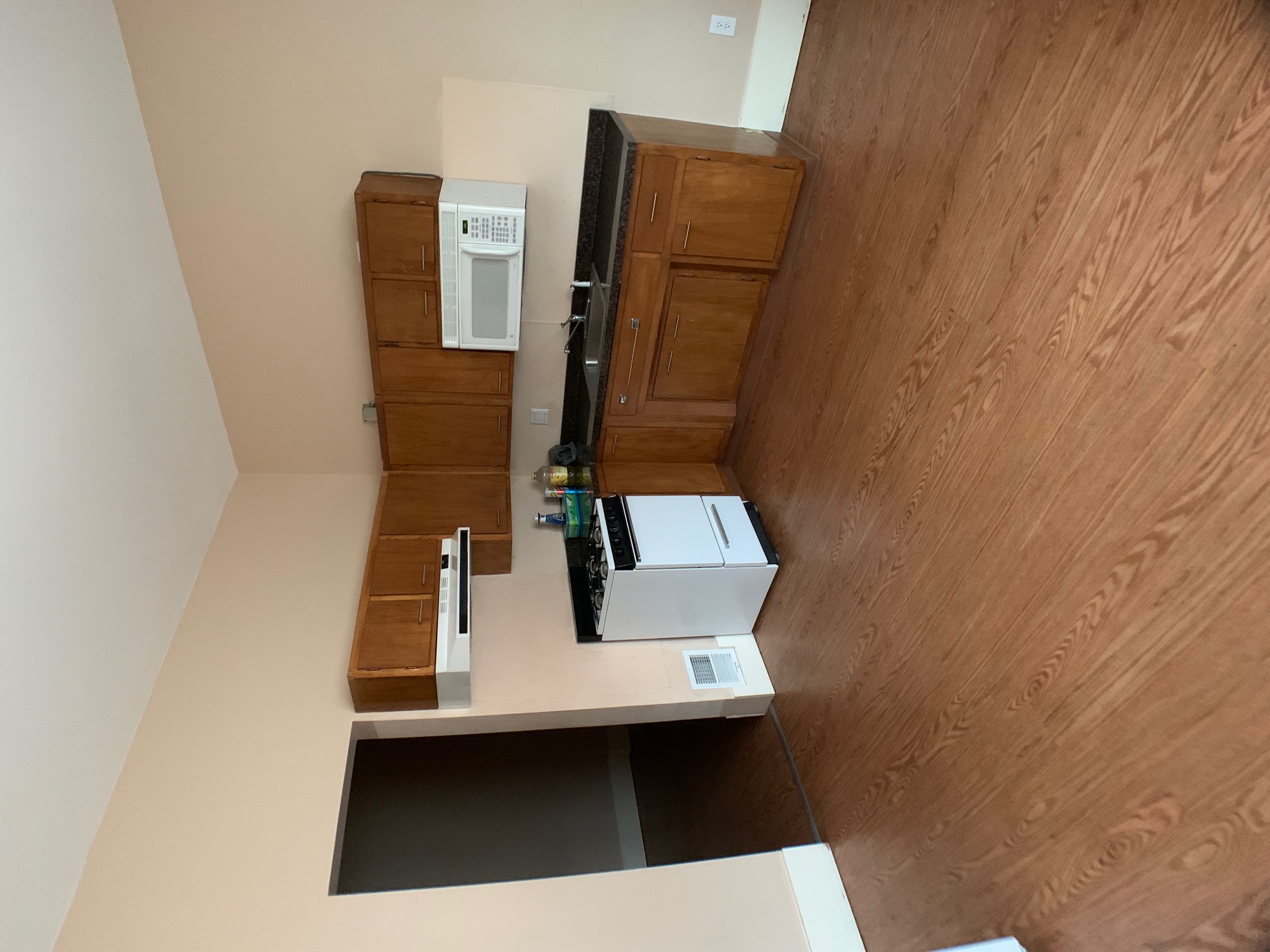 1452 Dewey Avenue #1