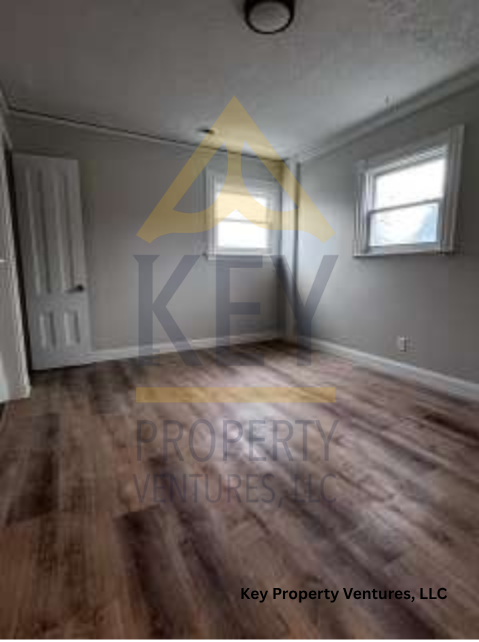 1016 Lake Avenue - 3
